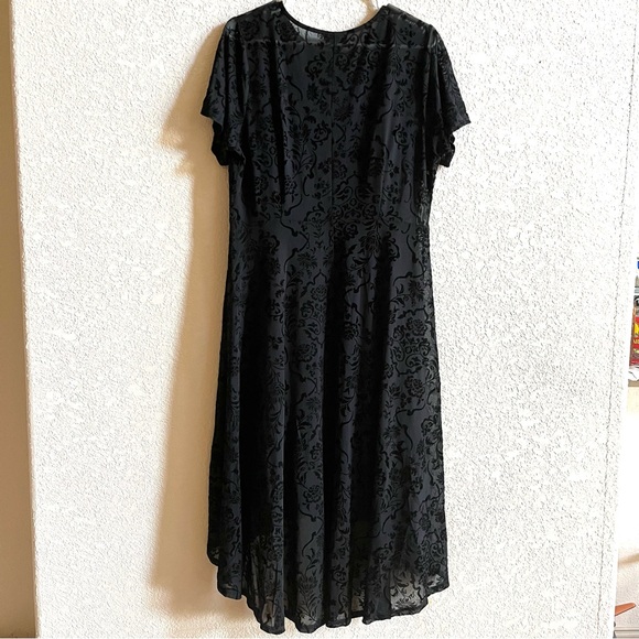 City Chic Womens Size 14 NWT Sienna Mesh Dress Burnout Black Hi Low Cocktail - Picture 7 of 11